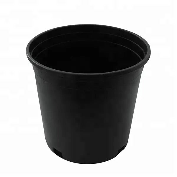 PLASTIC POT